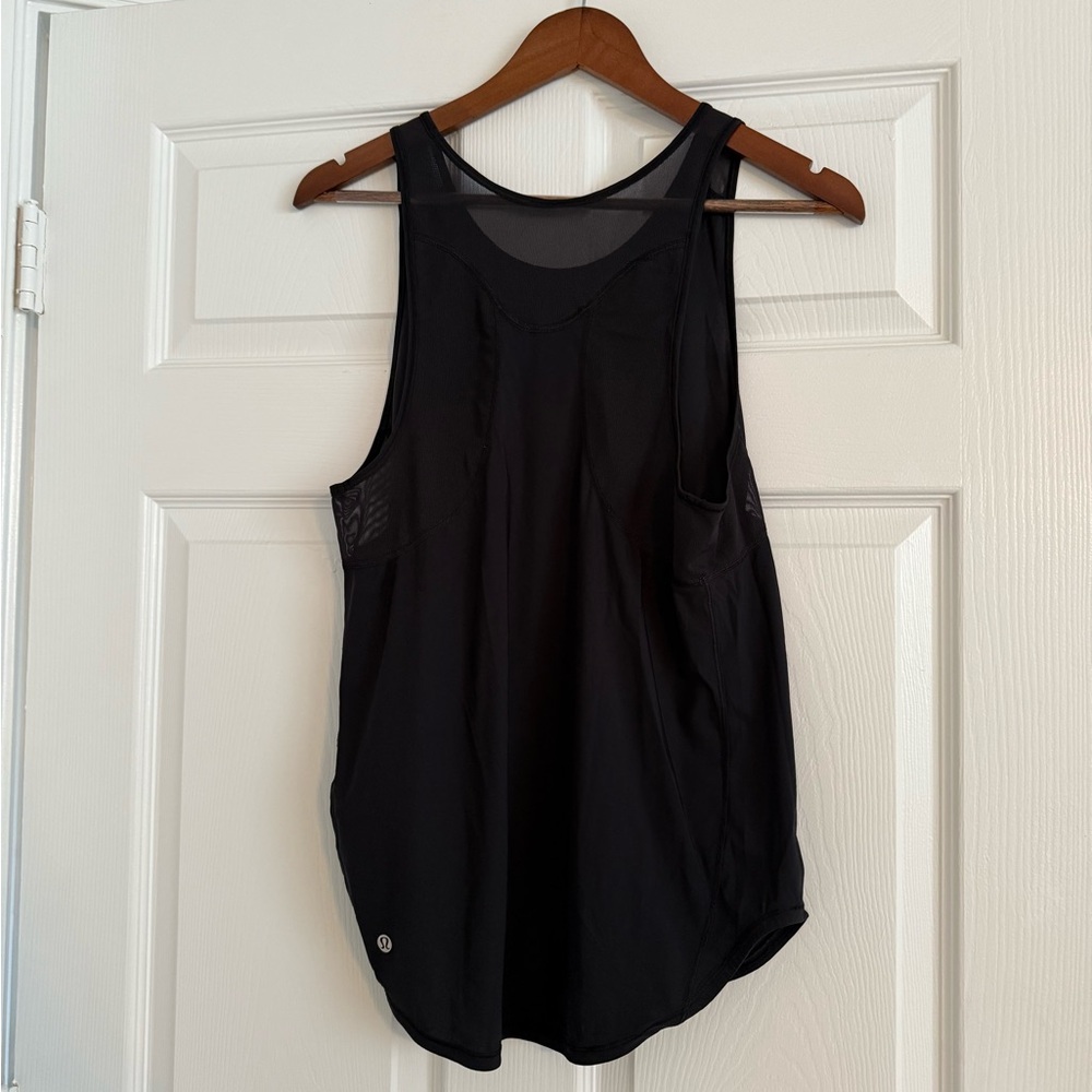 Black Sleeveless lululemon tank top